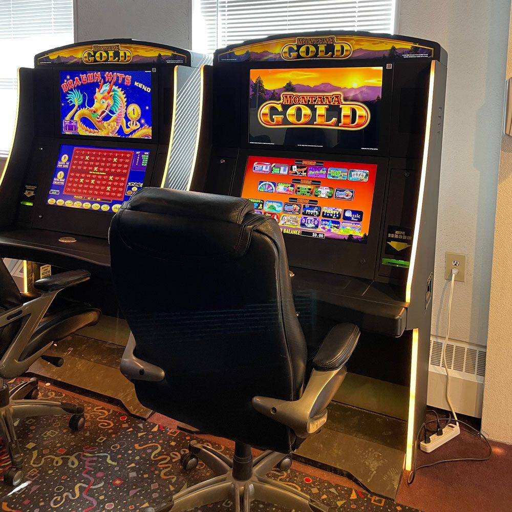 Yellowstone River Inn Gaming Machine
